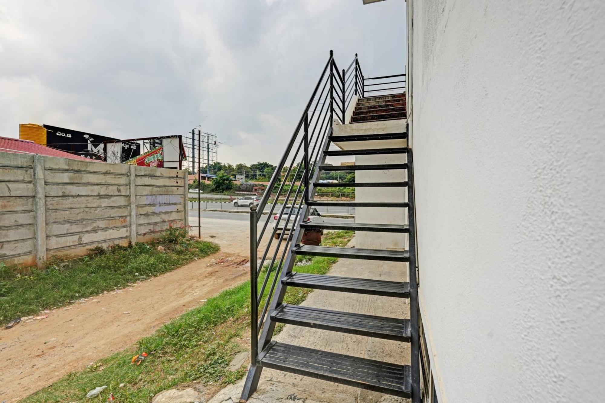 Spot On Anugraha Residency Otel Kumbalgod Dış mekan fotoğraf