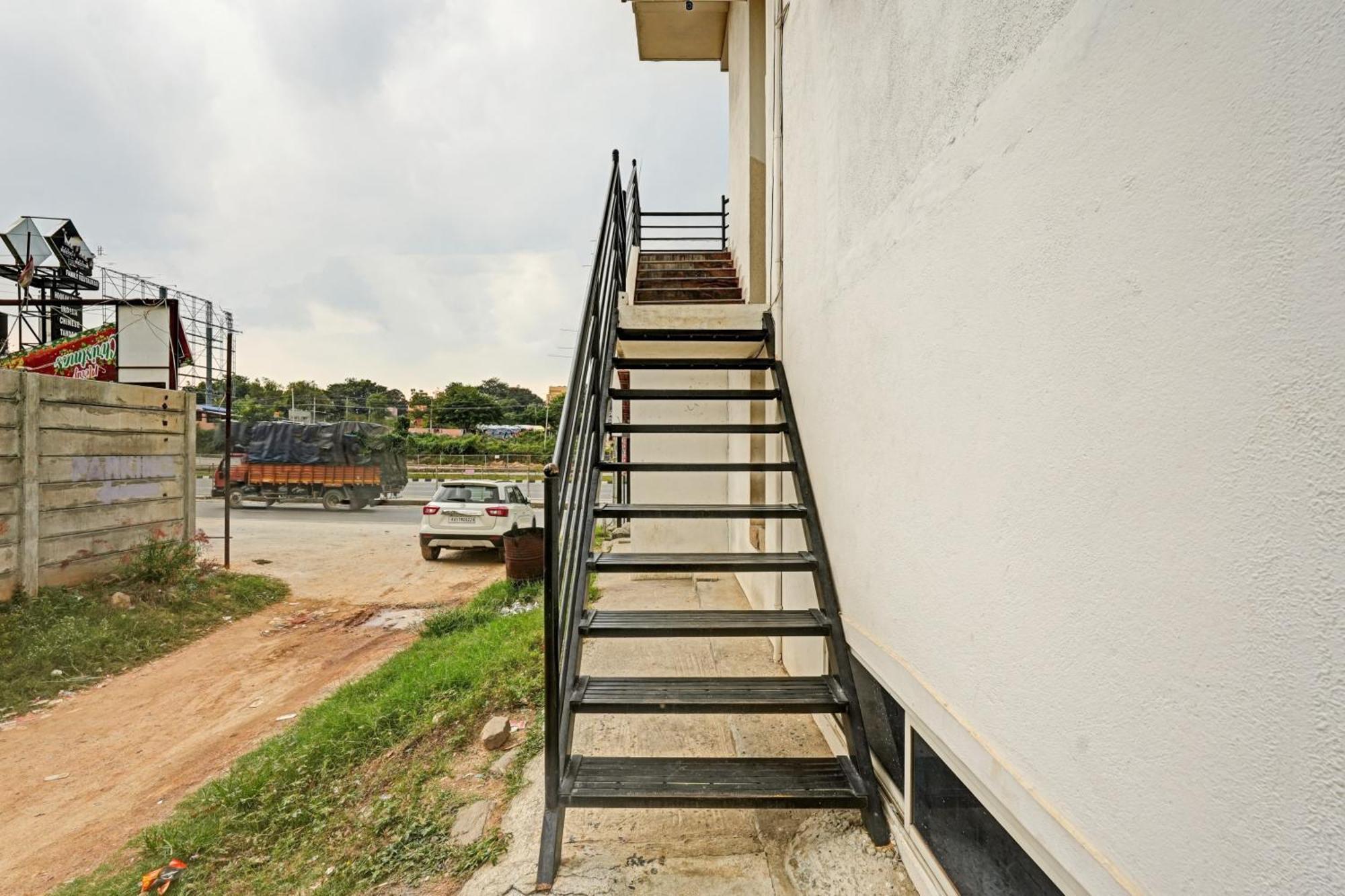 Spot On Anugraha Residency Otel Kumbalgod Dış mekan fotoğraf